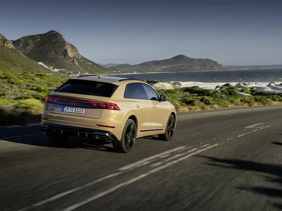 Audi Q8 Guida